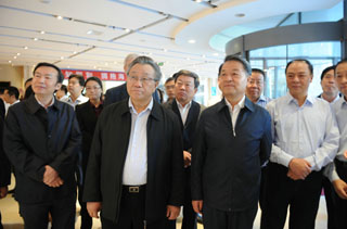 山工杯摄影大赛暨图片巡展在部揭幕