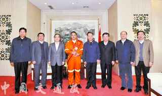 救捞潜水员金锋获“中华技能大奖”